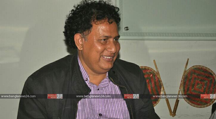 পর্যটনের জন্য সরকারকে সবার হতে হবে